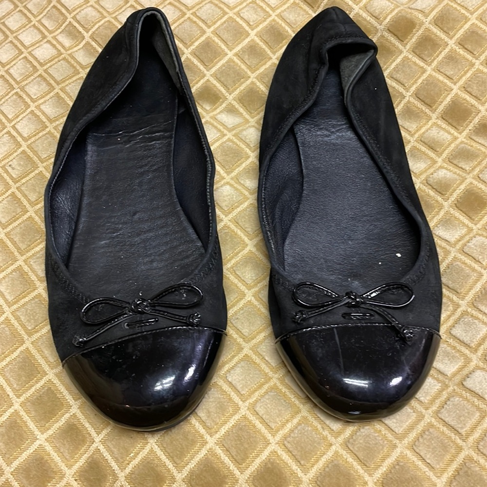 women’s Cole Haan flats, size 8 1/2 B